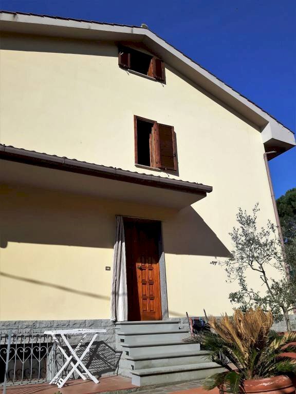 Facciata - Villa via ungaretti, Carmignano - foto 3