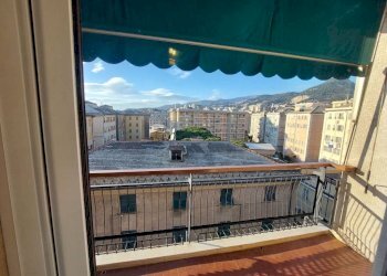 Balcone - Quadrilocale via Borzoli, 6, Genova (zona Sestri Ponente) - foto 2