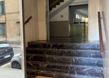 Interno palazzo - Quadrilocale via Borzoli, 6, Genova (zona Sestri Ponente) - foto 39