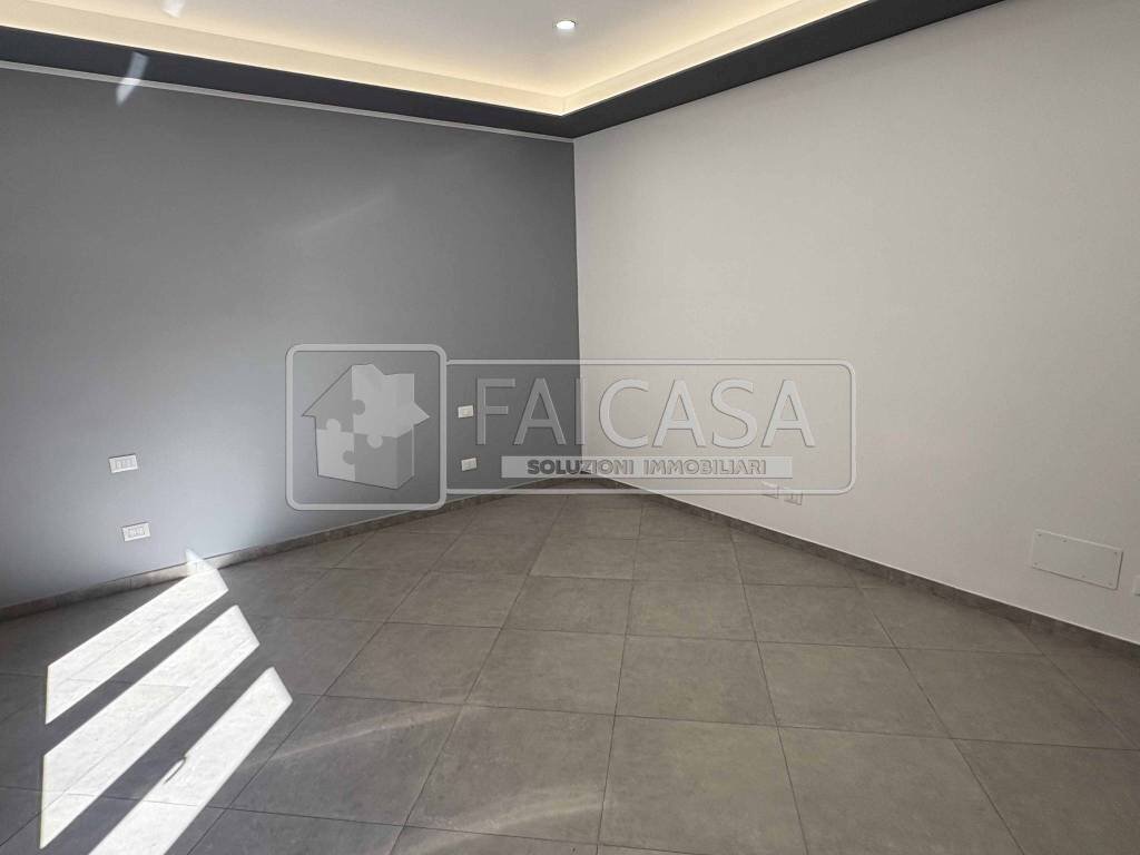 Stanza non arredata - Trilocale via Duino, 183, Torino - foto 2