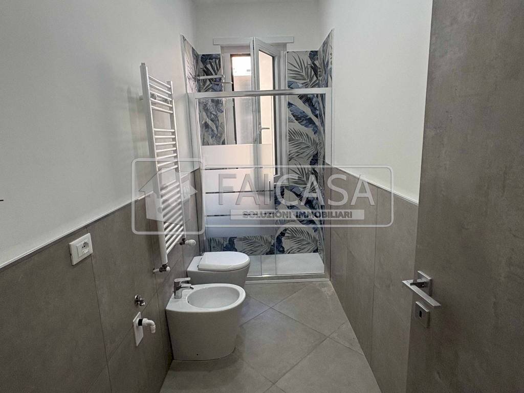 Bagno - Trilocale via Duino, 183, Torino - foto 3