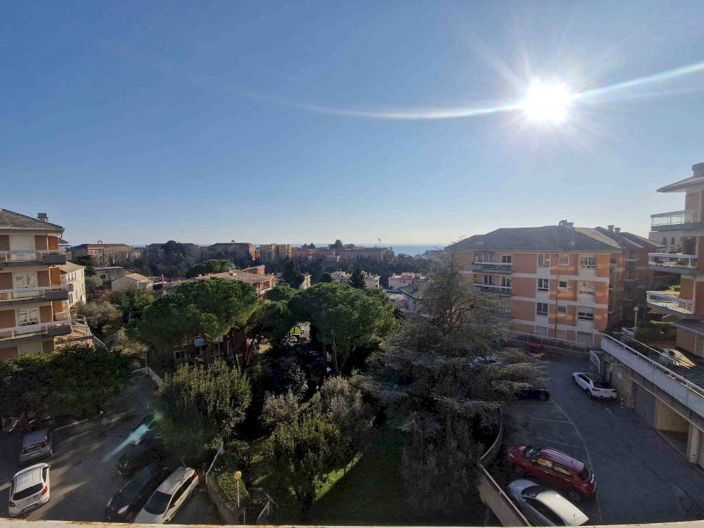 Vista - Appartamento Genova (zona Quarto) - foto 1