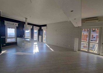 Interno non residenziale - Appartamento Genova (zona Quarto) - foto 11