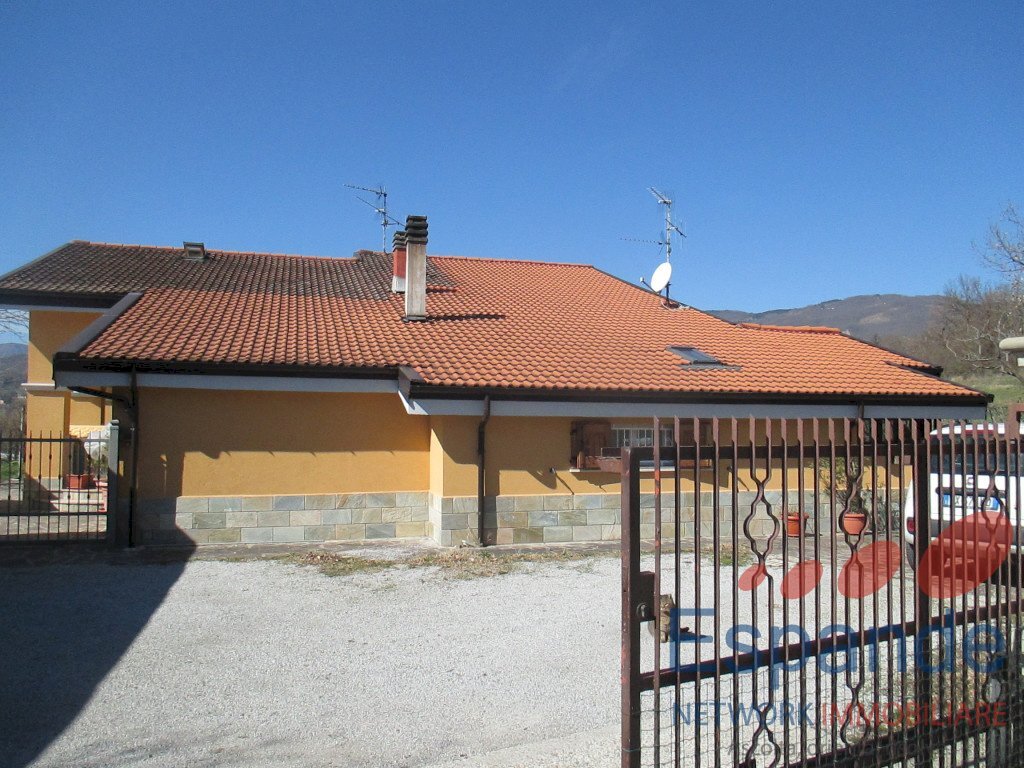 Porzione di casa Gaggio Montano - foto 1
