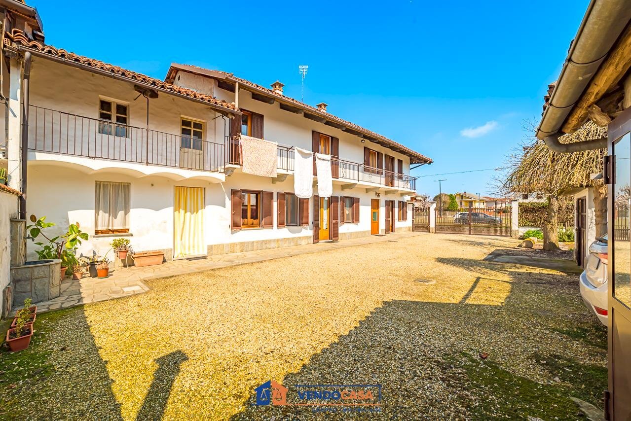 Independent house Polonghera - photo 2