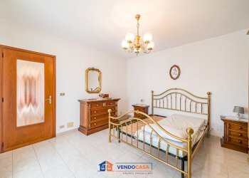 Independent house Polonghera - photo 17