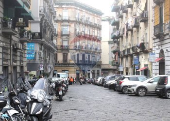 Altro Napoli (zona Vicaria) - foto 2