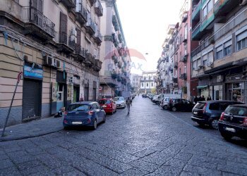 Altro Napoli (zona Vicaria) - foto 7