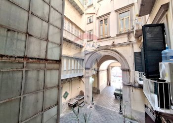 Appartamento Via Carbonara, Napoli (zona San Lorenzo) - foto 8