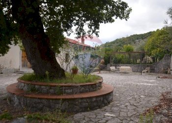 Independent house Cautano - photo 1