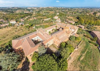 Other Strada del Monastero, Siena - photo 1