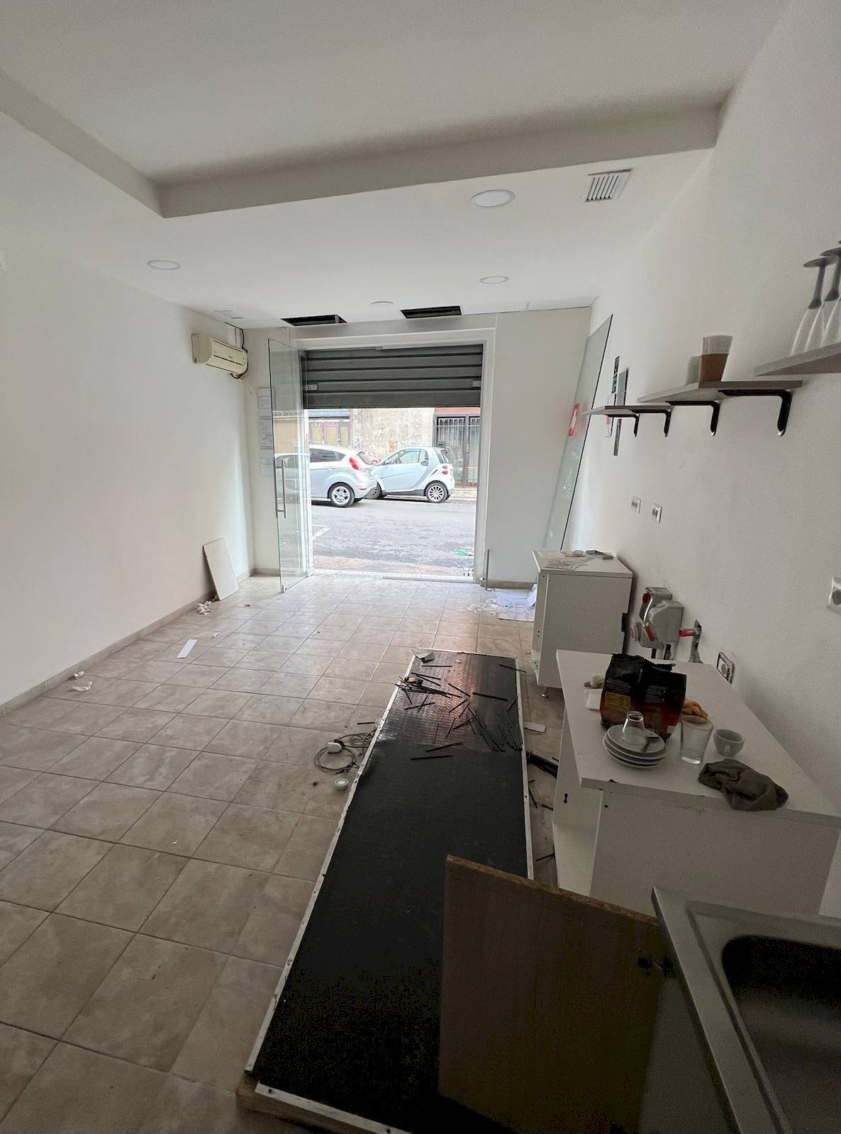 Locale Commerciale Roma (zona Tuscolano) - foto 1