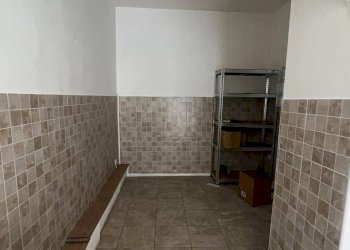 Locale Commerciale Roma (zona Tuscolano) - foto 4