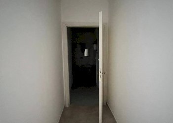 Locale Commerciale Roma (zona Tuscolano) - foto 6