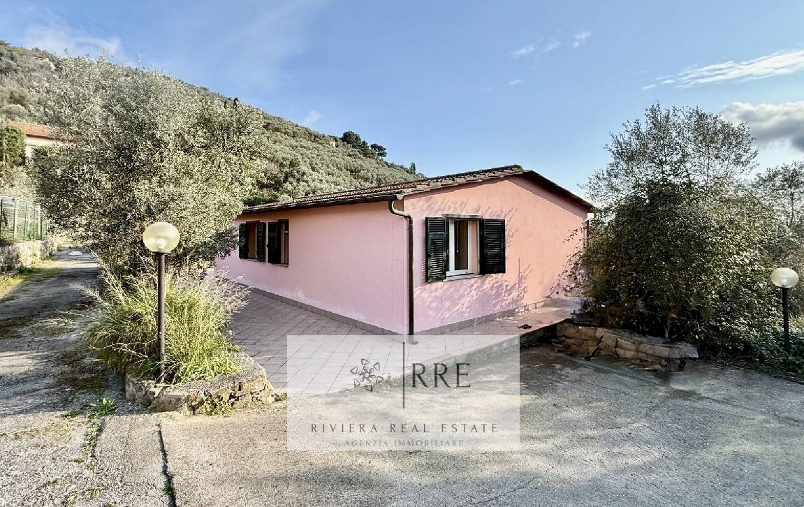 Villa Unifamiliare via Fanny Roncati Carli, Imperia - foto 1