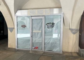 Negozio Via Roma, 31, Cuneo (zona Centro Storico) - foto 2