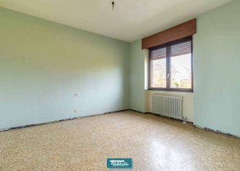 Stanza non arredata - Quadrilocale via Panighini, Borgomanero - foto 7