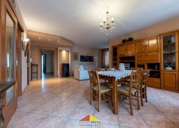 Salone - Villa strada Statale, 93, Manta - photo 10