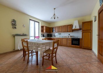 Cucina - Villa strada Statale, 93, Manta - photo 16