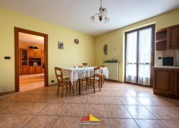 Salone - Villa strada Statale, 93, Manta - photo 17