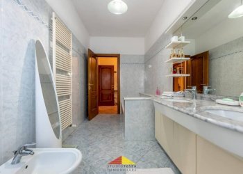 Bagno - Villa strada Statale, 93, Manta - photo 24