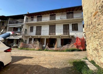 Facciata - Three-room apartment via Trieste, 10, Borgomanero - photo 2