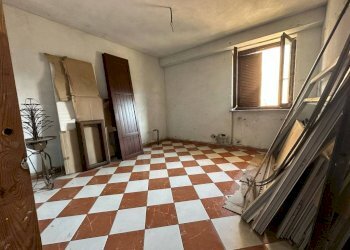 Camera da letto - Three-room apartment via Trieste, 10, Borgomanero - photo 9