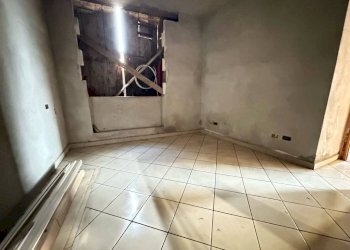 Stanza non arredata - Trilocale via Trieste, 10, Borgomanero - foto 15