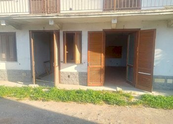 Facciata - Three-room apartment via Trieste, 10, Borgomanero - photo 1