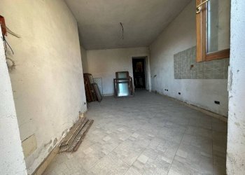 Cucina - Three-room apartment via Trieste, 10, Borgomanero - photo 4