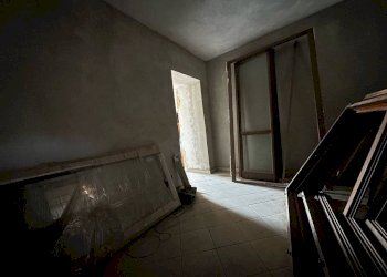 Camera da letto - Three-room apartment via Trieste, 10, Borgomanero - photo 8