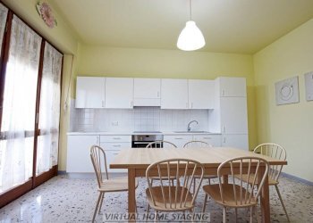 Cucina - Quadrilocale strada Statale del Colle di Nava Nord, 40, Mondovì - foto 1