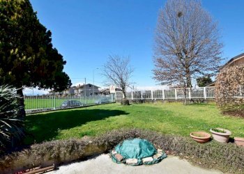 Giardino - Four-room apartment strada Statale del Colle di Nava Nord, 40, Mondovì - photo 17