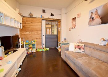 Salone - Trilocale via di Borgo Aragno, 9, Mondovì - foto 1