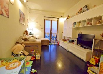 Salone - Trilocale via di Borgo Aragno, 9, Mondovì - foto 3