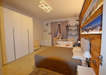 Camera da letto - Three-room apartment via di Borgo Aragno, 9, Mondovì - photo 7