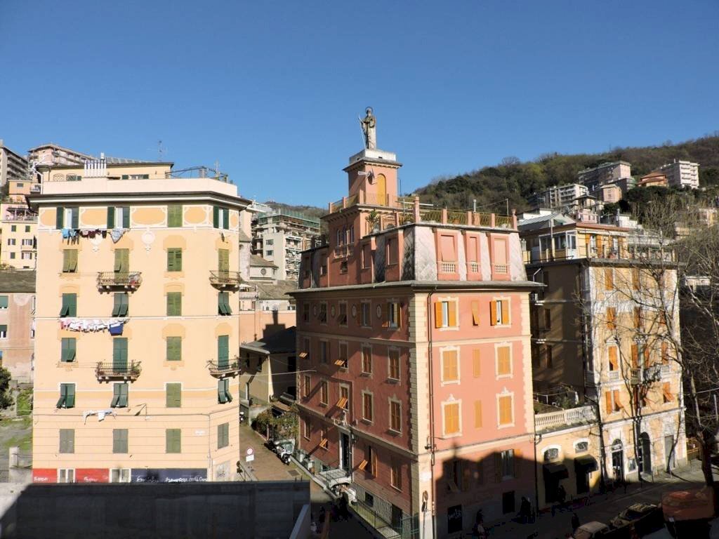 Vista - Four-room apartment via Teresio Mario Canepari, 9, Genova (neighborhood Sampierdarena) - photo 1