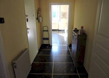 Corridoio - Quadrilocale via Teresio Mario Canepari, 9, Genova (zona Sampierdarena) - foto 3