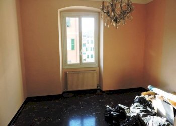 Stanza arredata - Quadrilocale via Teresio Mario Canepari, 9, Genova (zona Sampierdarena) - foto 8