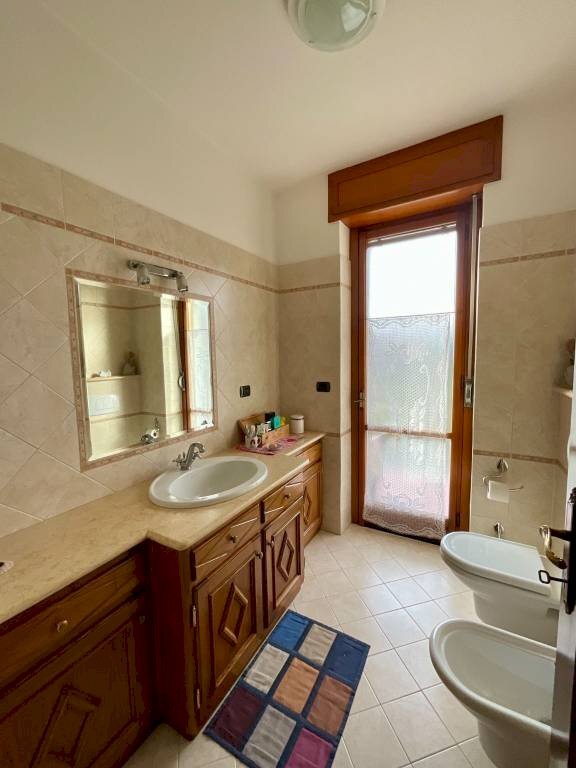 Bagno - Quadrilocale corso 25 Aprile, 30, Busca - foto 1