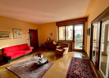 Salone - Four-room apartment corso 25 Aprile, 30, Busca - photo 4