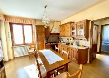 Cucina - Four-room apartment corso 25 Aprile, 30, Busca - photo 21