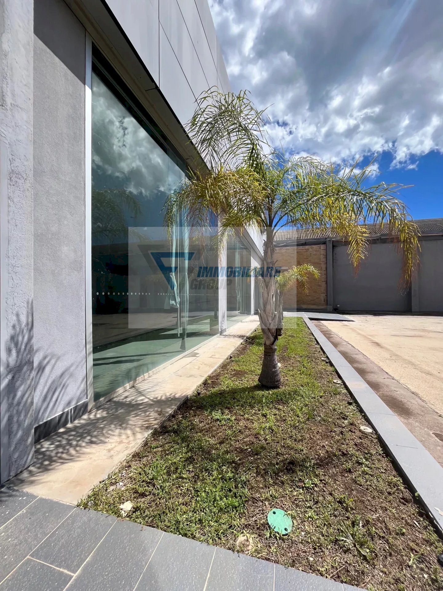 Capannone Siracusa - foto 2