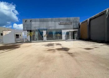 Capannone Siracusa - foto 4