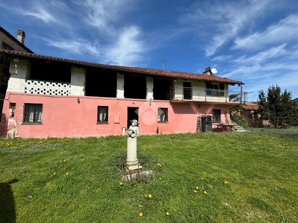 Independent house Vicolo Scuole, Carmagnola - photo 1