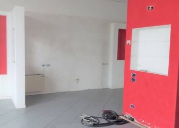 Stanza non arredata - Shop via Vittorio Emanuele II, Poggio a Caiano - photo 15