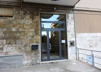 Facciata - Bilocale via del Lagaccio, 34c, Genova (zona Lagaccio) - foto 4