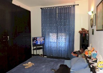 Camera da letto - Bilocale via del Lagaccio, 34c, Genova (zona Lagaccio) - foto 10