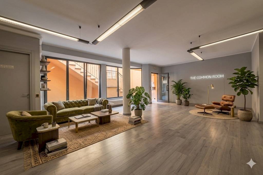 Interno palazzo - Ufficio via Roma, Venegono Superiore - foto 2