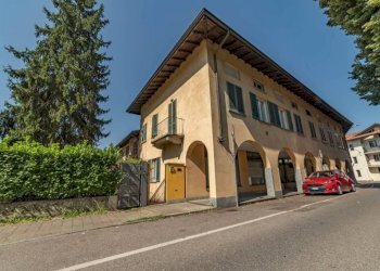 Facciata - Ufficio via Roma, Venegono Superiore - foto 29
